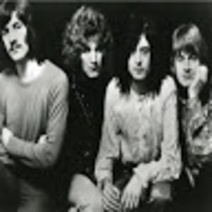 Meet your Posher, Vee